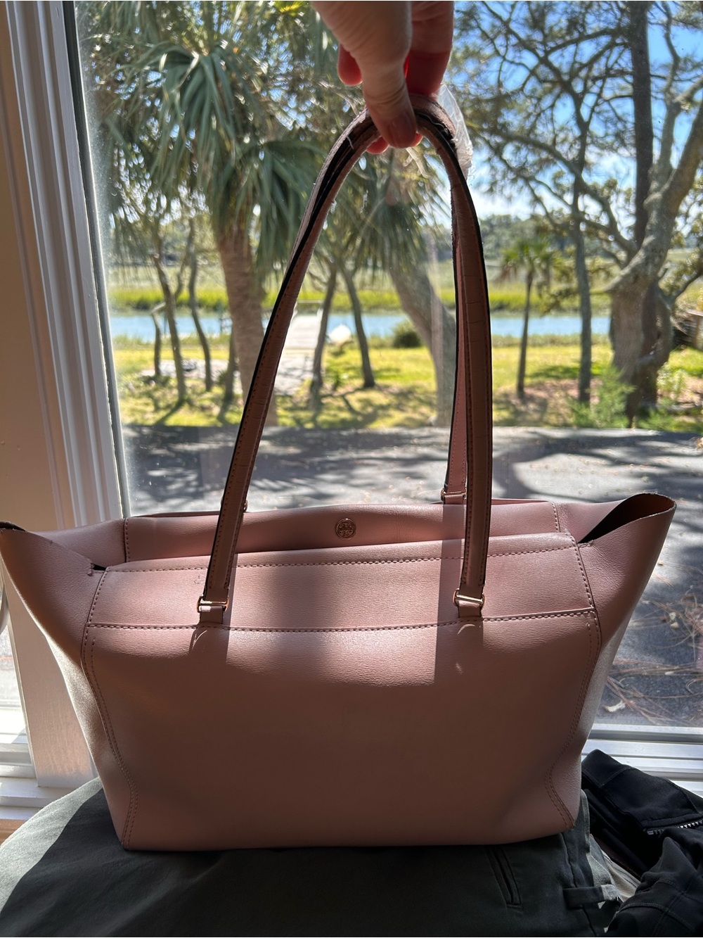 Tory Burch large leather tote - Picture 2 of 11